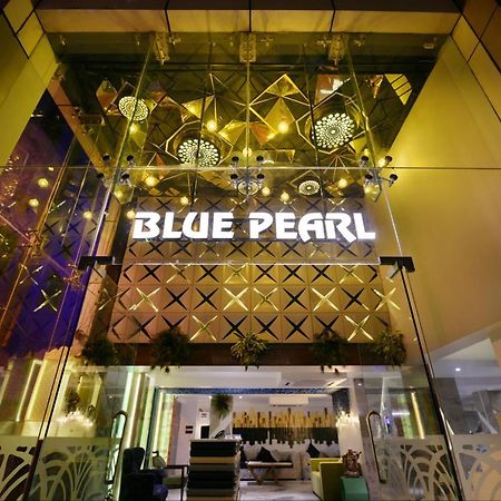 Hotel Blue Pearl New Delhi Buitenkant foto